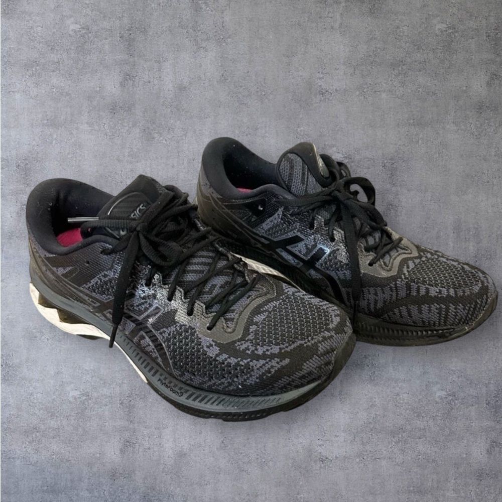 ASICS SIZE 8.5 